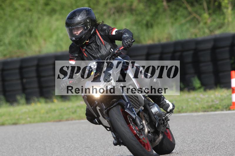 Archiv-2025/10 23.04.2025 Cornu Master School ADR/gruen-vert/6